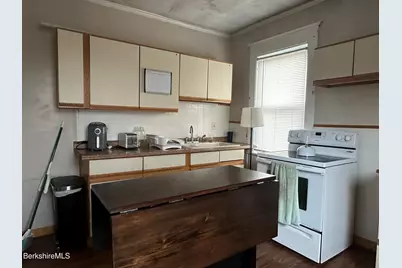 165-167 Appleton Ave, Pittsfield, MA 01201 - Photo 31