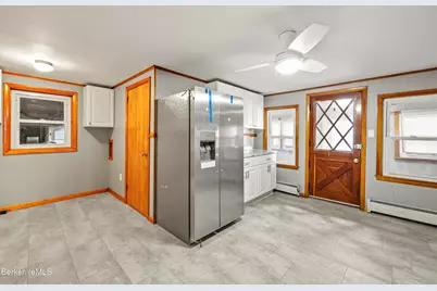 20 Marietta St, North Adams, MA 01247 - Photo 9