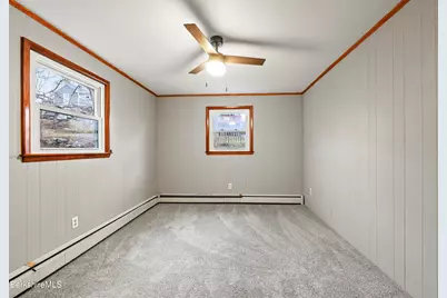 20 Marietta St, North Adams, MA 01247 - Photo 23