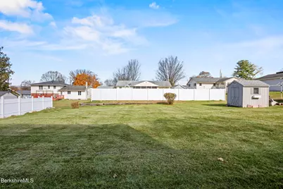 82 Quirico Dr, Pittsfield, MA 01201 - Photo 29