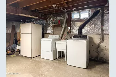 94 Crane Ave, Pittsfield, MA 01201 - Photo 21