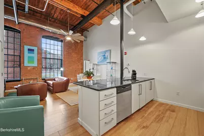 160 Water St #112, Williamstown, MA 01267 - Photo 1