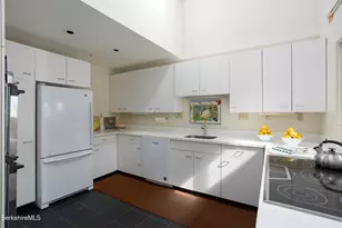 103 Gravesleigh Terrace, Pittsfield, MA 01201 - Photo 15