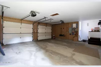 103 Gravesleigh Ter, Pittsfield, MA 01201 - Photo 45