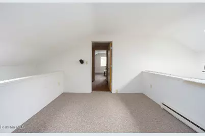 103 Gravesleigh Ter, Pittsfield, MA 01201 - Photo 37