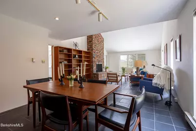 103 Gravesleigh Ter, Pittsfield, MA 01201 - Photo 13