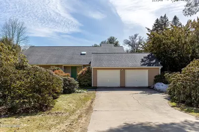 103 Gravesleigh Ter, Pittsfield, MA 01201 - Photo 1