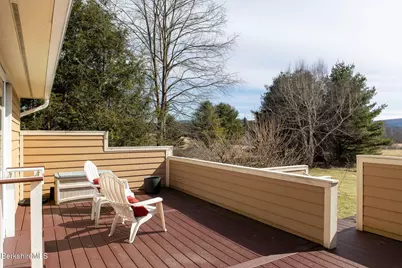 103 Gravesleigh Ter, Pittsfield, MA 01201 - Photo 21