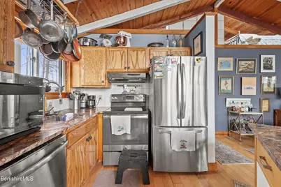 51 Imperial St, Lanesborough, MA 01224 - Photo 19