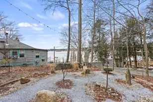 51 Imperial St, Lanesborough, MA 01224 - Photo 9