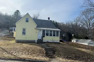 41 Willow St, Adams, MA 01220 - Photo 1