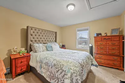 19 Fisk St, Cheshire, MA 01225 - Photo 25