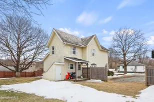 19 Fisk St, Cheshire, MA 01225 - Photo 35