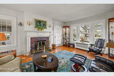 11 Concord Pkwy, Pittsfield, MA 01201 - Photo 13