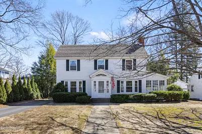 11 Concord Pkwy, Pittsfield, MA 01201 - Photo 1