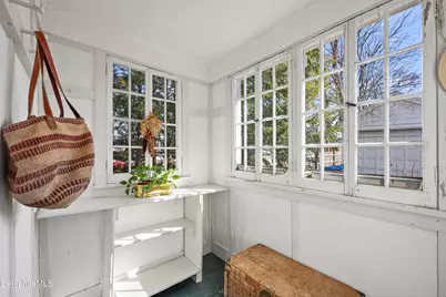 11 Concord Pkwy, Pittsfield, MA 01201 - Photo 27