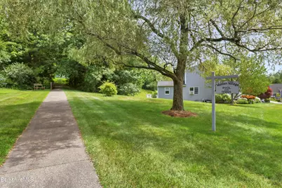 33 Walden Ln, Pittsfield, MA 01201 - Photo 35