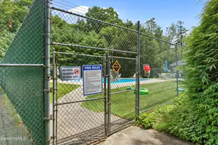 33 Walden Ln, Pittsfield, MA 01201 - Photo 37