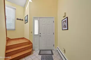 33 Walden Ln, Pittsfield, MA 01201 - Photo 5