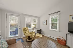 33 Walden Ln, Pittsfield, MA 01201 - Photo 17