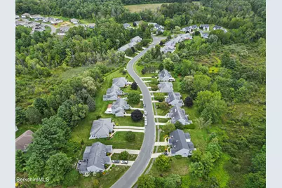 33 Walden Ln, Pittsfield, MA 01201 - Photo 43