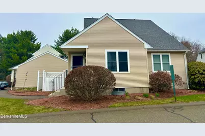 20 Richmond Way, Chicopee, MA 01022 - Photo 25