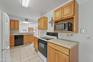 2200 Swamp Rd, Richmond, MA 01254 - Photo 11