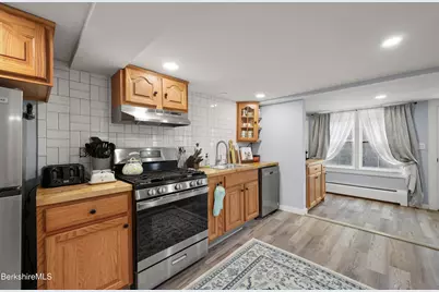 9 Richmond Ln, Adams, MA 01220 - Photo 9