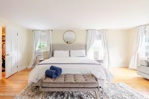 11 Prospect St, Great Barrington, MA 01230 - Photo 27