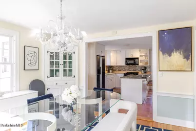 11 Prospect St, Great Barrington, MA 01230 - Photo 9