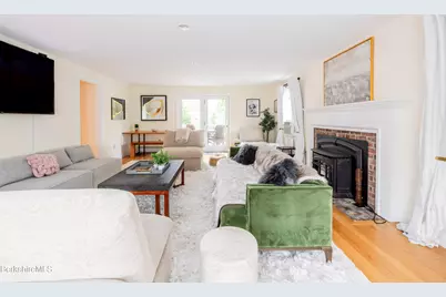 11 Prospect St, Great Barrington, MA 01230 - Photo 17