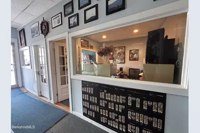 483 W Housatonic St, Pittsfield, MA 01201 - Photo 15