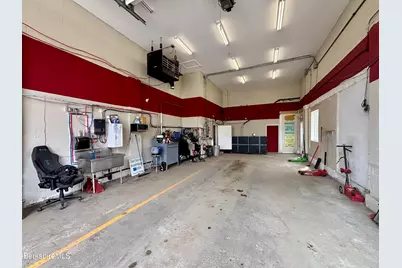 483 W Housatonic St, Pittsfield, MA 01201 - Photo 11