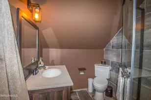 2 Walnut St, Great Barrington, MA 01230 - Photo 25