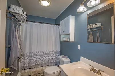 2 Walnut St, Great Barrington, MA 01230 - Photo 15