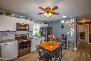 2 Walnut St, Great Barrington, MA 01230 - Photo 9