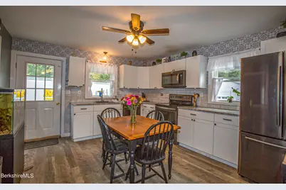 2 Walnut St, Great Barrington, MA 01230 - Photo 7