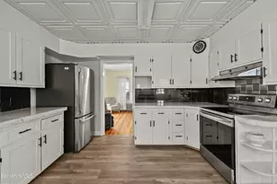 73 Plymouth St, Pittsfield, MA 01201 - Photo 17