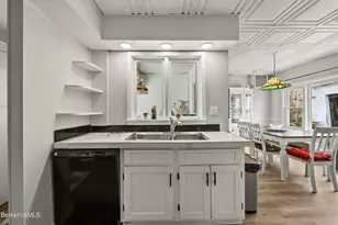 73 Plymouth St, Pittsfield, MA 01201 - Photo 19