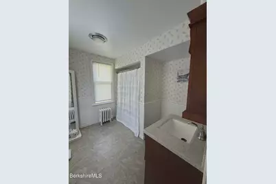 73 Plymouth St, Pittsfield, MA 01201 - Photo 29
