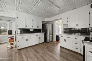 73 Plymouth St, Pittsfield, MA 01201 - Photo 17