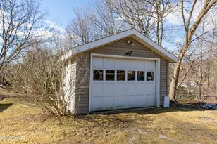 20 Profile St, Lanesborough, MA 01237 - Photo 13