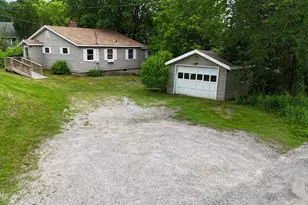 20 Profile St, Lanesborough, MA 01237 - Photo 9