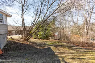 20 Profile St, Lanesborough, MA 01237 - Photo 31