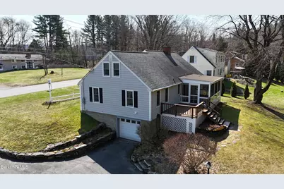 156 E New Lenox Rd, Pittsfield, MA 01201 - Photo 5