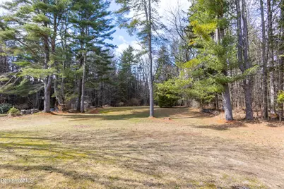 156 E New Lenox Rd, Pittsfield, MA 01201 - Photo 11