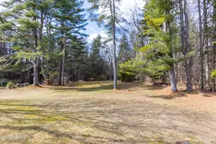 156 E New Lenox Rd, Pittsfield, MA 01201 - Photo 11