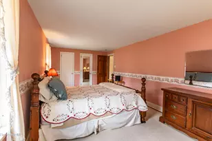 156 E New Lenox Rd, Pittsfield, MA 01201 - Photo 25