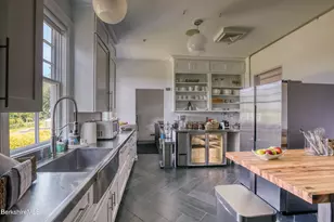 2 Kemble St, Lenox, MA 01240 - Photo 9