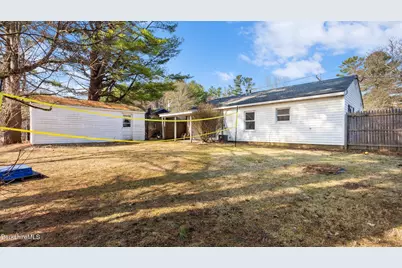 145 Jason St, Pittsfield, MA 01201 - Photo 25